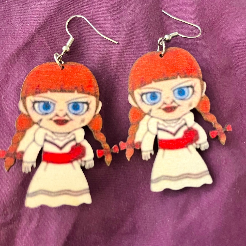 NWT “CHIBI” ANABELLE WOODEN DANGLE EARRINGS WITH STERLING SILVER POSTS
